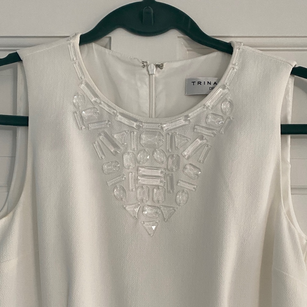 Trina Turk White Embellished neckline Dress size 0